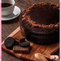 ? SALTED CHOCOLATE CAKE
เค้ก chocolate fudge มีรสเค็ม เล็กน้อย  สั่งล่วงหน้า2-3วัน ส่งLalamove เค้กวันเกิด เค้ก