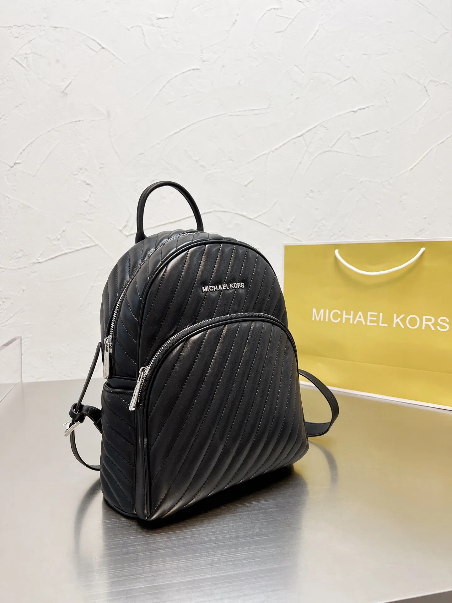 Original Michael Kors MK Women's EMILIA Leather Backpack | Lazada PH