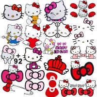 Hello Kitty สติกเกอร์สะท้อนแสงติดรถจักรยานยนต์รถยนต์กันน้ำกันรอยขีดข่วนหมวกกันน็อคแล็ปท็อปตกแต่งกระเป๋าสเก็ตบอร์ด