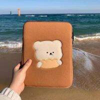 เคสใส่แล็ปท็อป ลายหมี แฟชั่นสไตล์เกาหลี สำหรับ ipad 15 13 11 10.5 10.2 นิ้ว QC7311514