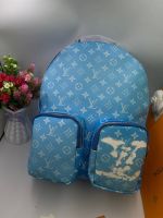 กระเป๋า สะพาย  30cm  95/11167 Hi หนังแท้ Unisek Bagpack