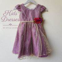 Girl Dress ชุดเดรสเด็กผู้หญิงสำหรับใส่ออกงานสีม่วง แต่งด้วยผ้าเมส และ โบว์ดอกไม้งานฝีมือ