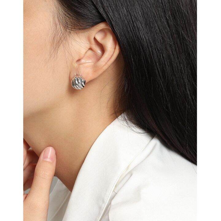 cod-590-korean-version-of-ins-niche-design-minimalist-all-match-geometric-circular-thread-twist-texture-silver-earrings-for-women