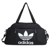 2023 Original AdidasˉGym กระเป๋าเดินทางกระเป๋า Duffle กระเป๋ากับช่องใส่รองเท้า Unisex ไนล่อนขนาดใหญ่แบบพกพาพกพา 24 hours spot delivery