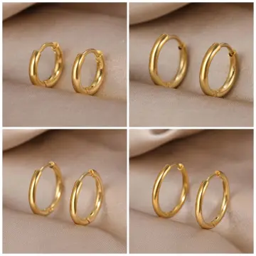 Tiny stainless steel earrings Color not turnish or fade More details plz  contact 66445291on my WhatsApp and inbox me Cash on delivery  Instagram