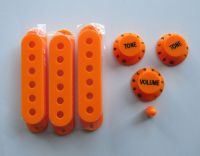 KAISH ST Style Guitar Pickup Covers Knobs (Black Number) &amp; Switch Tip Orange