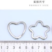 Creative mickey heart-shaped pendant accessories stainless steel key chain bag key ring ring flat key ring 10