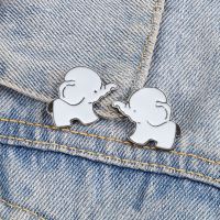 【DT】hot！ Fashion Cartoon Elephant Brooch Pin Metal  Cowboy Hat Badge Boy Brooches Pins Child Gifts