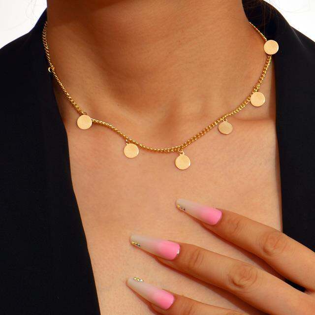 chain-necklace-women