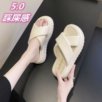 【July】 One-word slippers women 2023 new thick-soled womens wedge sandals beach shoes summer and outside