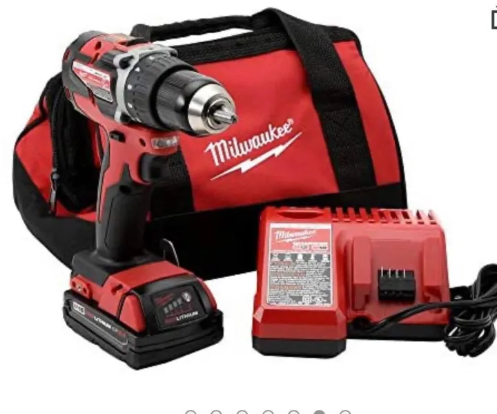 Milwaukee 2801 21p M18 18 Volt Lithium Ion Compact Brushless Cordless 1 2 In Drill Driver Kit