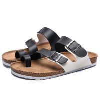 สินค้าแฟชั่นSlippers mens trend herringbone slippers mens Cork beach clip feet couple leather sandals womens sum