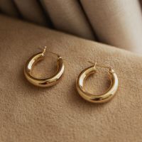 Tila Classic Mini Hoops Earrings