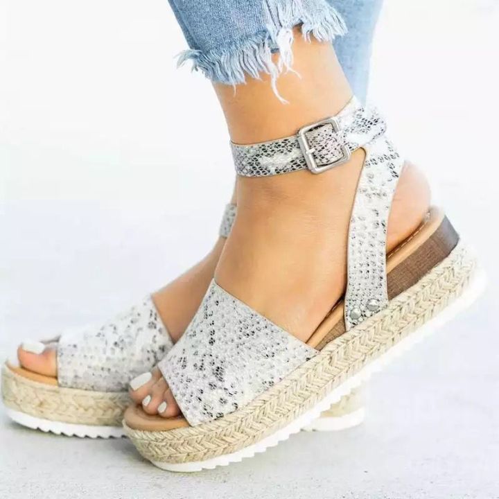 2022-plus-size-rope-bottom-platform-sandals-european-and-american-ladies-buckle-flat-womens-sandals