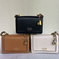 GUESS European and American fashion shoulder bag flip pendant chain simple solid color horizontal section small square bag Messenger bag