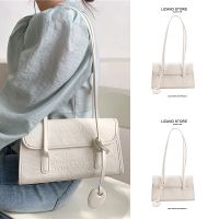 Summer tote bag womens 2023 new trendy large capacity small fresh work commuting all-match one-shoulder armpit bag 【BYUE】
