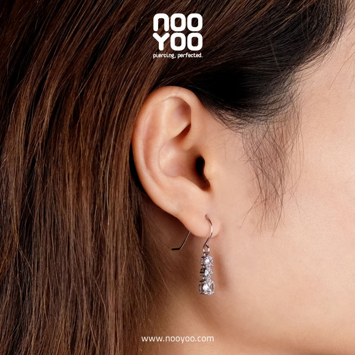 nooyoo-ต่างหูสำหรับผิวแพ้ง่าย-hanging-triple-crystal-surgical-steel