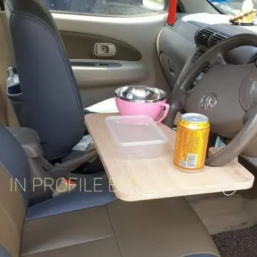 Meja makan dalam kereta