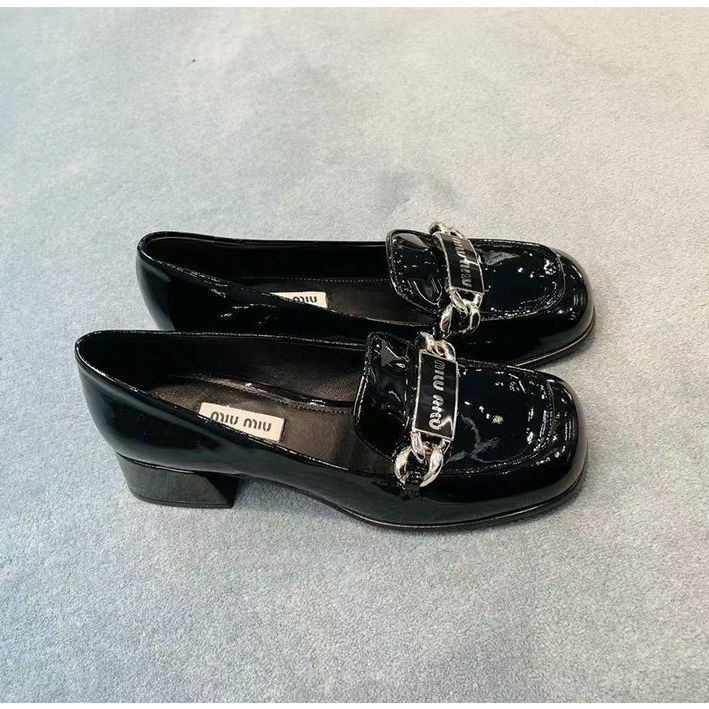 high-quality-original-miu-miu-2022-spring-and-autumn-popular-square-toe-super-hot-shoes-black-patent-leather-thick-heel-womens-high-heels-summer-new-style-womens-shoes-slippers-for-women-slides-outsid