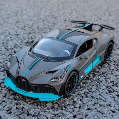 1:32 Simulation Bugatti Divo Childrens Small Sports Car Model Toy Sound And Light Alloy Pull Back Car Chenghai