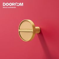 Dooroom ทองเหลืองหนังแท้ที่มีสีสันตะขอห้องน้ำในร่มห้องครัวห้องโถงผนังไม้แขวนเสื้อไม้แขวนเสื้อผนังแถวตะขอ