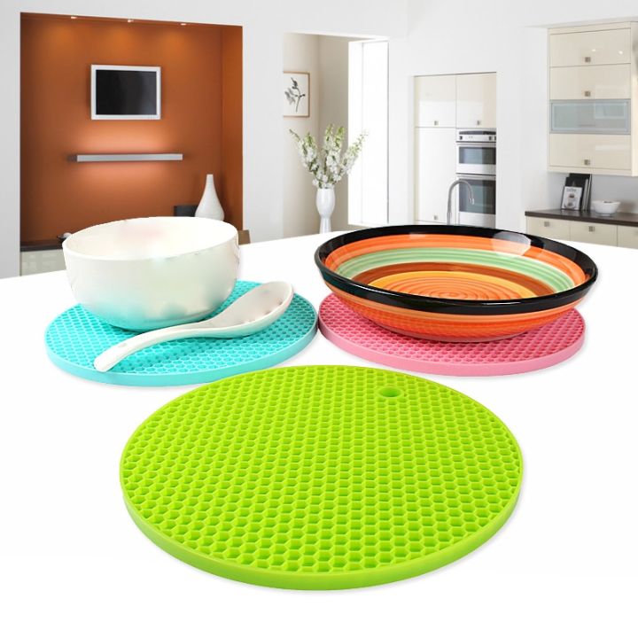 cw-round-resistant-silicone-drink-cup-coasters-non-slip-pot-holder-table-placemat-anti-scalding-microwave