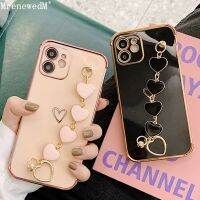 หรูหราชุบรักหัวใจสร้อยข้อมือกรณีโซ่สำหรับ iPhone 11 13 Pro X Xr Xs Max 12 Mini SE2 7 8 Plus กันกระแทกโทรศัพท์ปก