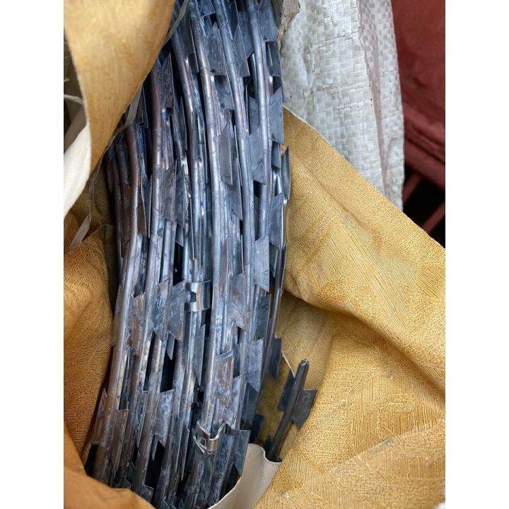 wire razor blade sharp Concertina Dannert barbed 7 meter fence