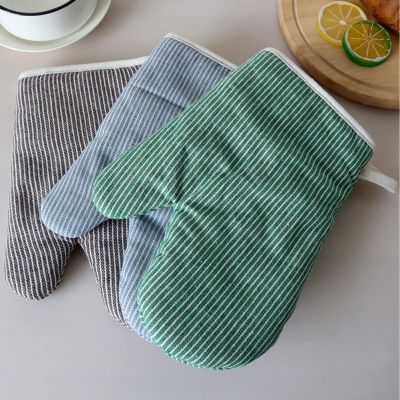 Strip Insulated Glove Anti-scald Non-slip Cotton Easy Hanging Oven Mitt Household Insulated Gloves Kitchen Supplies