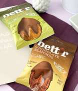 Chocola bọc hạt hạnh nhân và hạt phỉ hữu cơ 40gr - Bett s