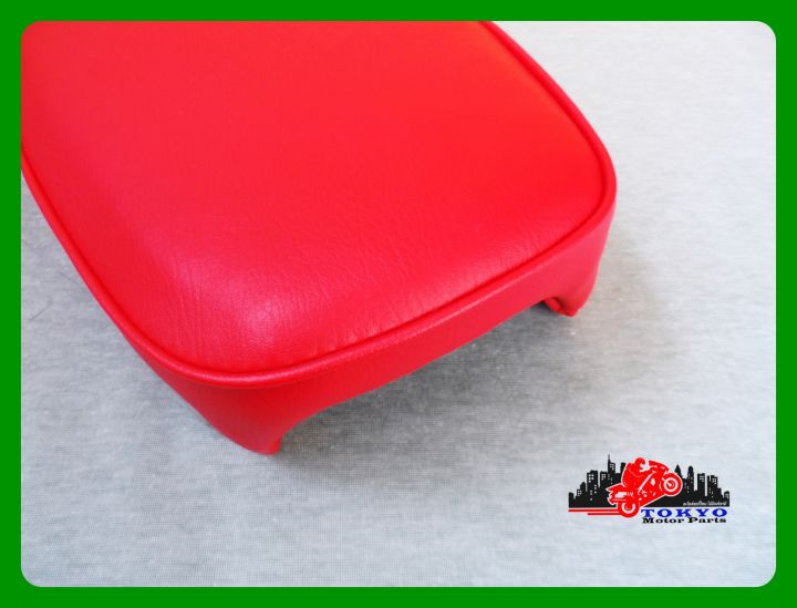 honda-cb72-cb77-superhawk-250-305-red-complete-double-seat-with-chrome-trim-เบาะ-สีแดง-ผ้าเรียบ-มีคิ้วโครเมี่ยม