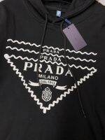 แจ็คเก็ต76d7270003 PRADA แฟชั่นแบบใหม่ในฤดูใบไม้ร่วงผู้หญิงเสื้อมีฮู้ดแบบธรรมดาหลวมทุกอย่าง