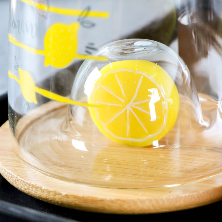 แก้วน้ำใส-มีหูจับ-รุ่น-lemon-in-the-glass-พร้อมจานรองไม้-แก้วน้ำ-แก้วใส-แก้วการ์ตูน-แก้วดื่มน้ำ