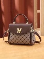 【hot seller】 bag ladies 2023 new fashion high-end explosive style shoulder Messenger light luxury brand FIDM