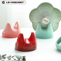 Le creuset ผู้ถือฝาหม้อเซรามิกชั้นวางในครัวสำหรับเหล็กหล่อฝาหม้อเคลือบอุปกรณ์ครัว