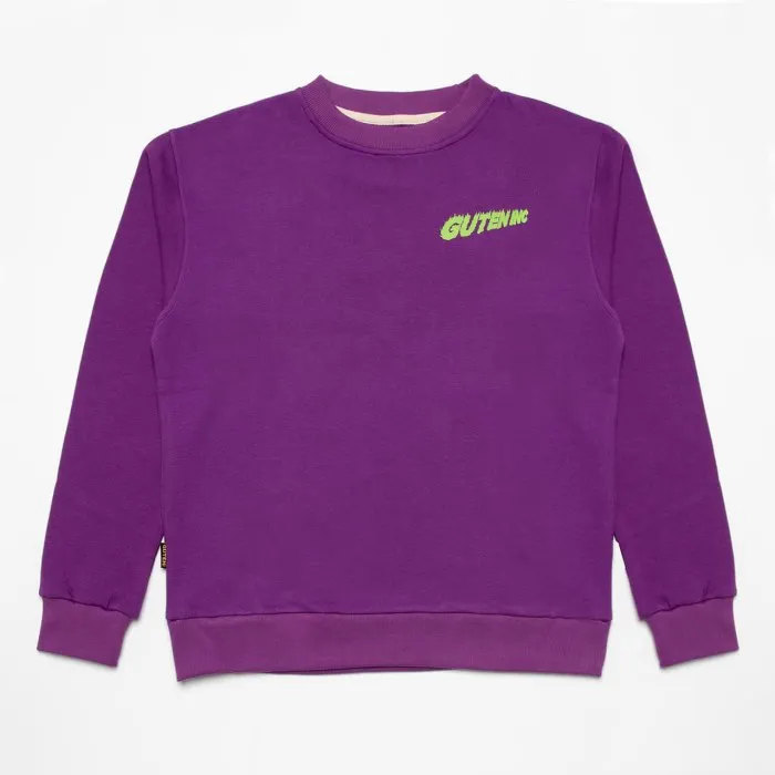 purple sweat shirt
