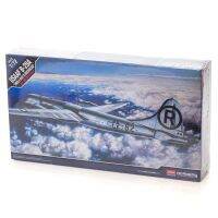 เครื่องบินประกอบ USAAF B-29A "ENOLA GAY &amp; BOCKSCAR"  1/72 ACADEMY