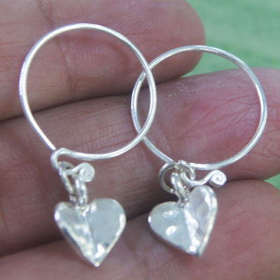 Heart to Heart earrings pure silver Thai Karen hill tribe very nice หัวใจถึงหัวใจสวยงามไทยตำหูเงินกระเหรี่ยงทำจากมือชาวเขางานฝีมือสวยของฝากที่มีคุณค่าของฝากถูกใจ