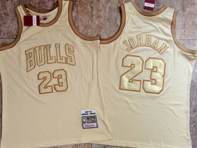 Ready Stock Hot Mens Chicago Bulls 23 Michael Jordann Mitchell Ness 1997-98 Hardwood Classics Gold Basketball Jersey