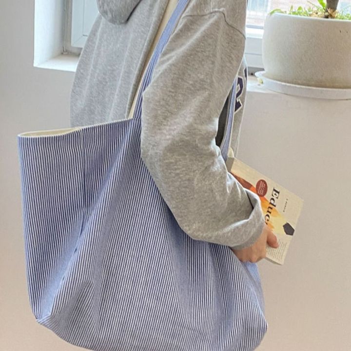 adop-ลายสก็อต-กระเป๋าสะพายผ้าใบสองด้าน-สไตล์เกาหลีแบบ-ตัวอักษรสำหรับเด็ก-น่ารักน่ารักๆ-สีฟ้าสีฟ้า-ช้อปปิ้ง