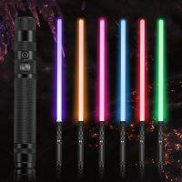 2ชิ้นด้ามโลหะ2in1 RGB Lightsaber 14สีตัวแปรด้วยการกดปุ่มเสียงประกอบ FX Duel Lightsaber การชาร์จยูเอสบีแอลอีดีสำหรับเป็นของขวัญ