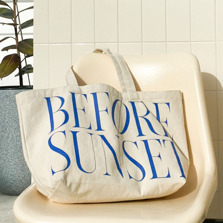 justbehappy-tote-bag-กระเป๋าผ้าลดโลกร้อน-สกรีนลาย-before-sunset