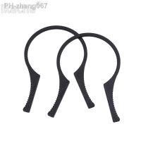 1 Pair Plastic Camera Lens Filter Wrench Removal Tool for 37-46mm 49-58mm 62-77mm 82-95mm Sizes Black Photo Studio Accessories