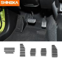 SHINEKA อุปกรณ์เสริมสแตนเลสสำหรับ Suzuki Jimny 2019 + ที่หุ้มแป้นเบรกคันเร่งรถยนต์สำหรับ Suzuki Jimny 2019-2020