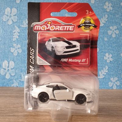 โมเดลรถเหล็ก Majorette FORD Mustang GT _ PREMIUM CARS - 204C-1 #White สีขาว เปิดปนะตูรถได้ รถสะสม