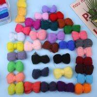 MIUSIE 26 Warna Keliling Wol Kempa Wol Lembut Wol Serat untuk Jarum Felting dan Kerajinan DIY Boneka Cocok untuk Wanita pemula