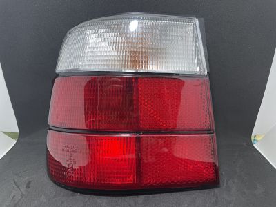 โคมไฟท้าย ไฟหลัง ไฟเบรค BMW E34 ดวงนอก ไต้หวัน สีขาวแดง 520i 523i 525i 528i 530i