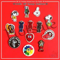 【hot sale】 ❣ B15 ☸ KAWS：BFF Snoopy Sunflower - Fashion Brand Logo Crossover ☸ 1Pc DIY Sew on Iron on Badges Patches(FBLZ-M001)