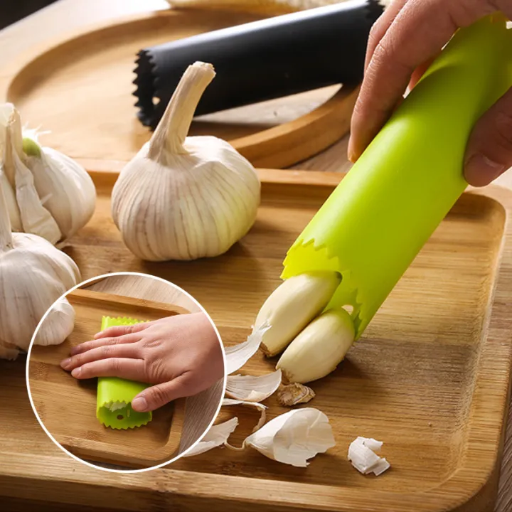 Garlic Peeler Silicone Tube Roller to peel Garlic Cloves keep your