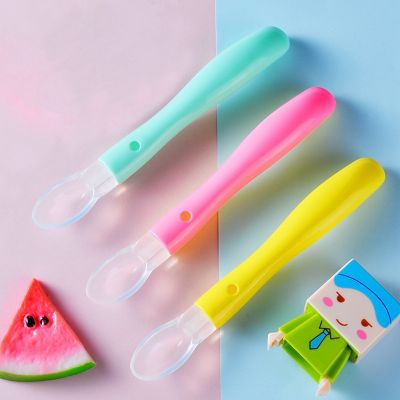 【cw】 1pcs Baby Soft Silicone Color Temperature Sensing Children Food Feeding Dishes Feeder Appliance ！